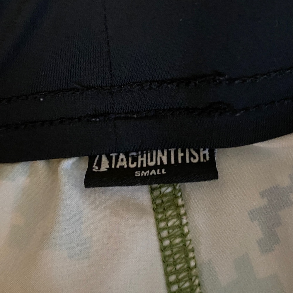 Tachuntfish Men’s Tachuntfish THF athletic shorts in digital camouflage print. - Picture 2 of 6